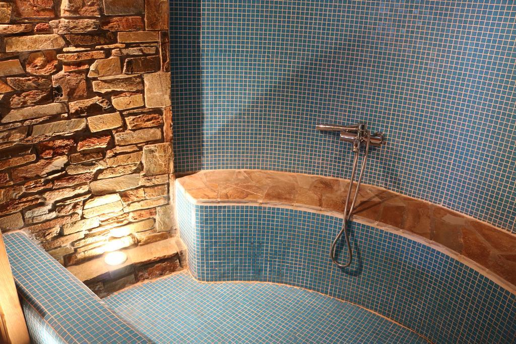 Efharis Beachfront Villa Platamonas Exterior foto